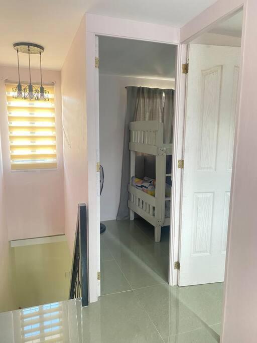 2 Bedroom Townhouse In Bacolod City Ngoại thất bức ảnh