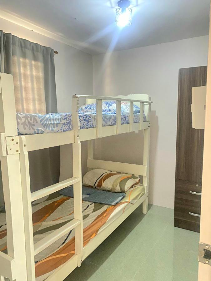 2 Bedroom Townhouse In Bacolod City Ngoại thất bức ảnh
