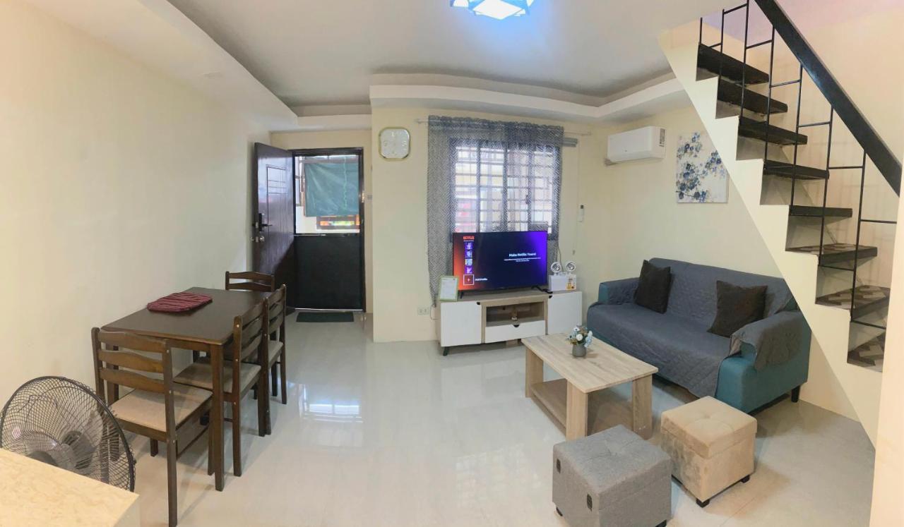 2 Bedroom Townhouse In Bacolod City Ngoại thất bức ảnh
